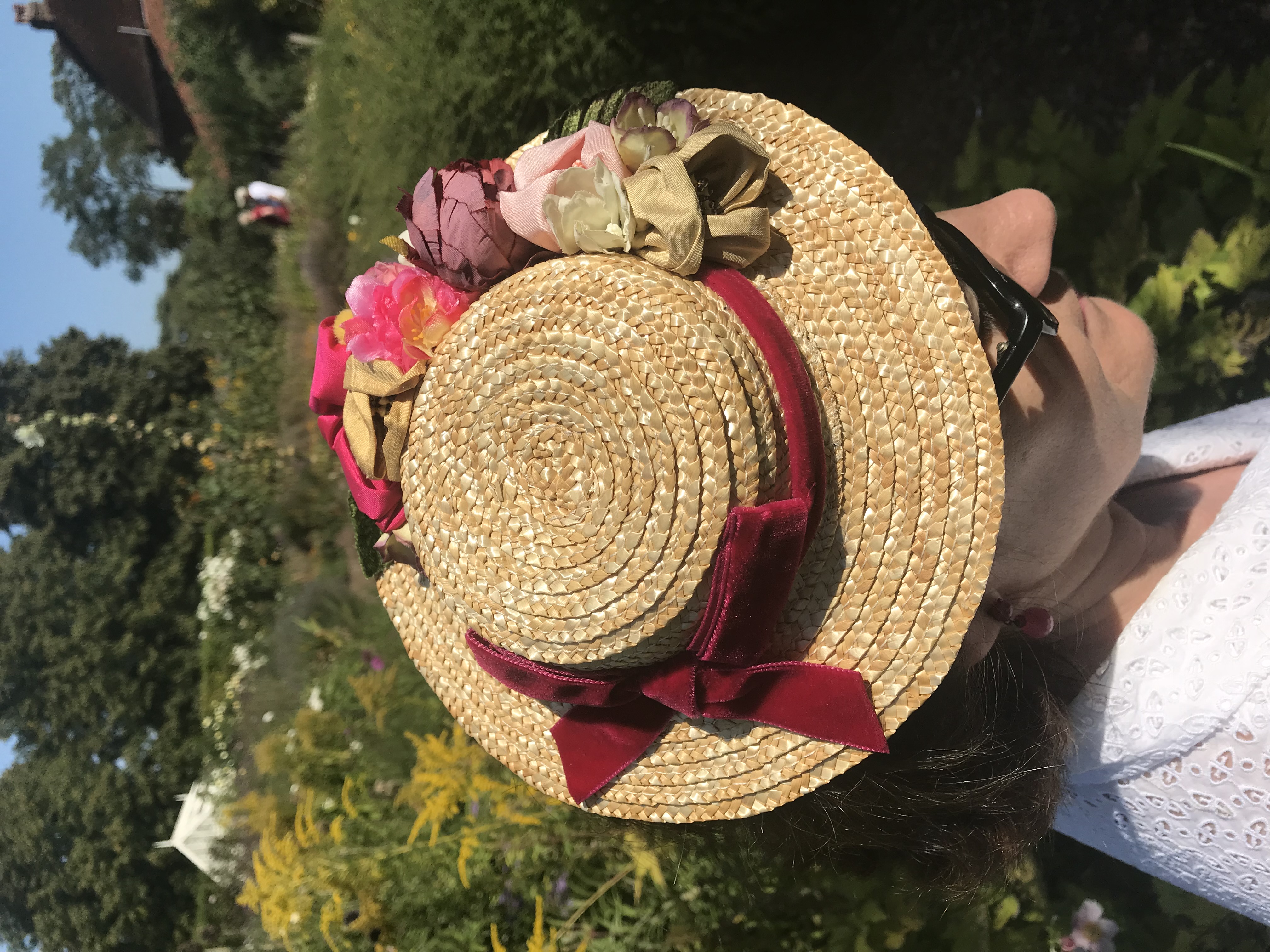 DELIGHTFUL 1940s\' GOLD COLORED STRAW FEDORA - BLUE FABRIC FLOWERS + BROWN VEIL She Had That Look About Her - Vintage 1930s 1940s Classic  main image 3